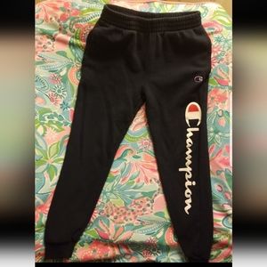 Boys champion pants sz M